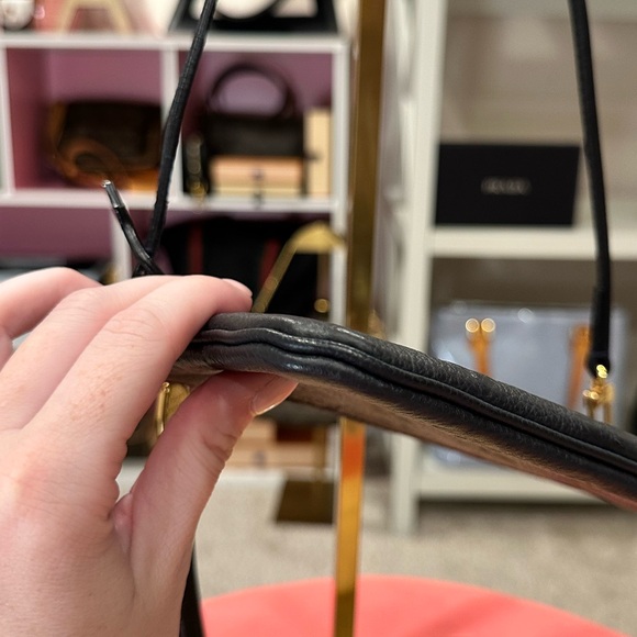 Louis Vuitton Pouch Citadine Accessories - Picture 8 of 16